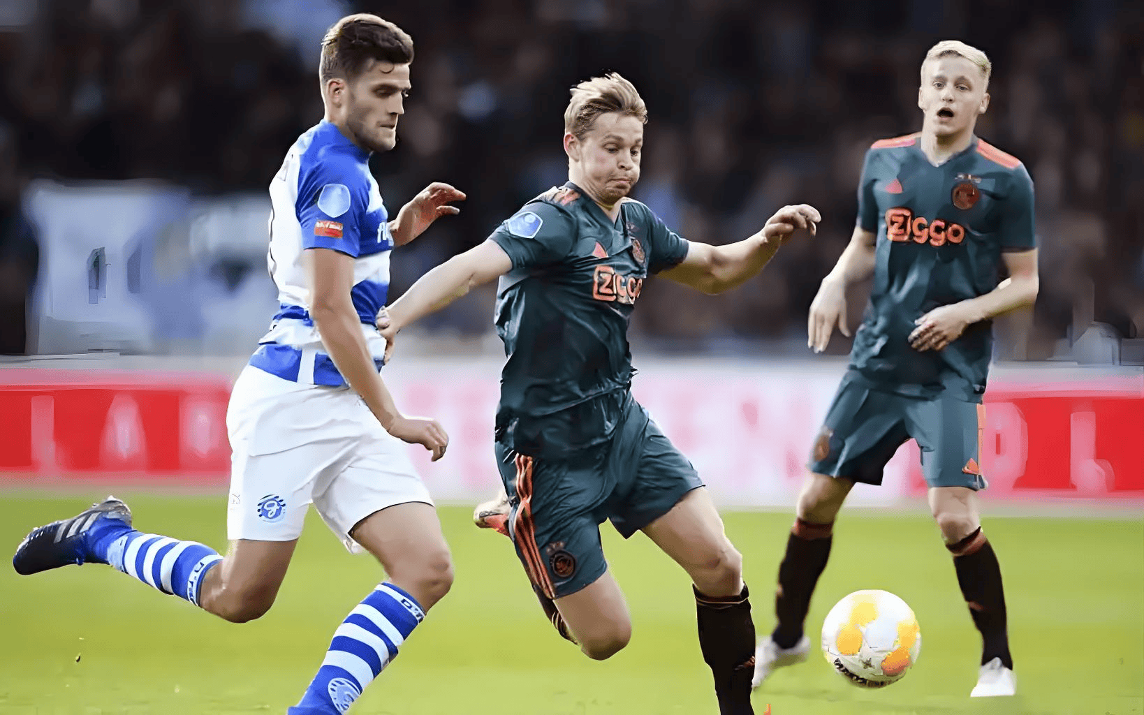 并驾齐驱 并驾齐驱