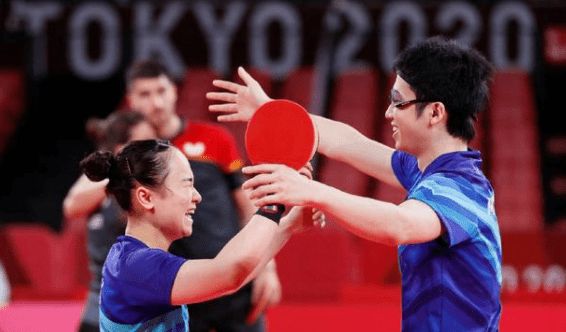 令人振奋的 令人振奋的